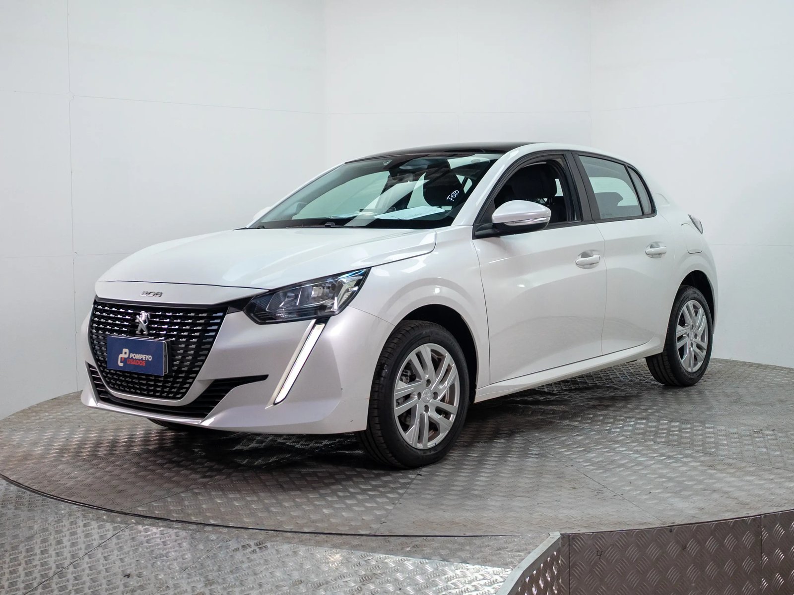 Peugeot 208 2023