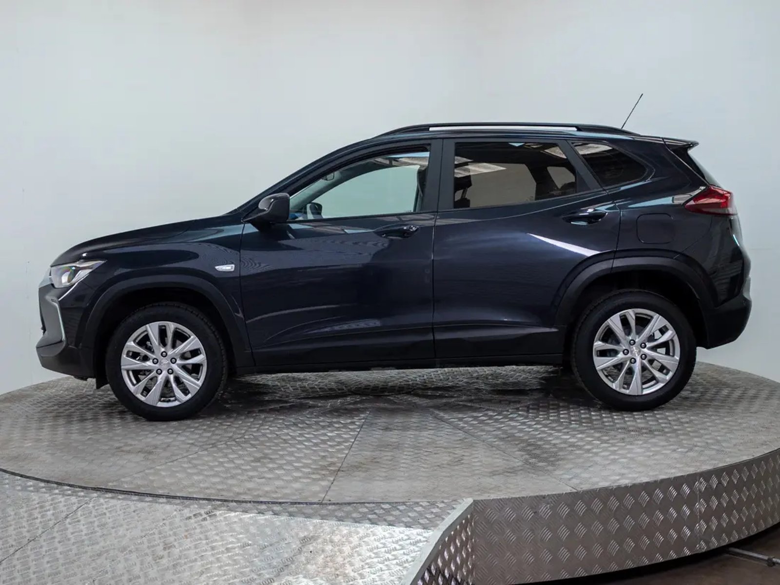 CHEVROLET TRACKER 2025 - Imagen 8 de 18