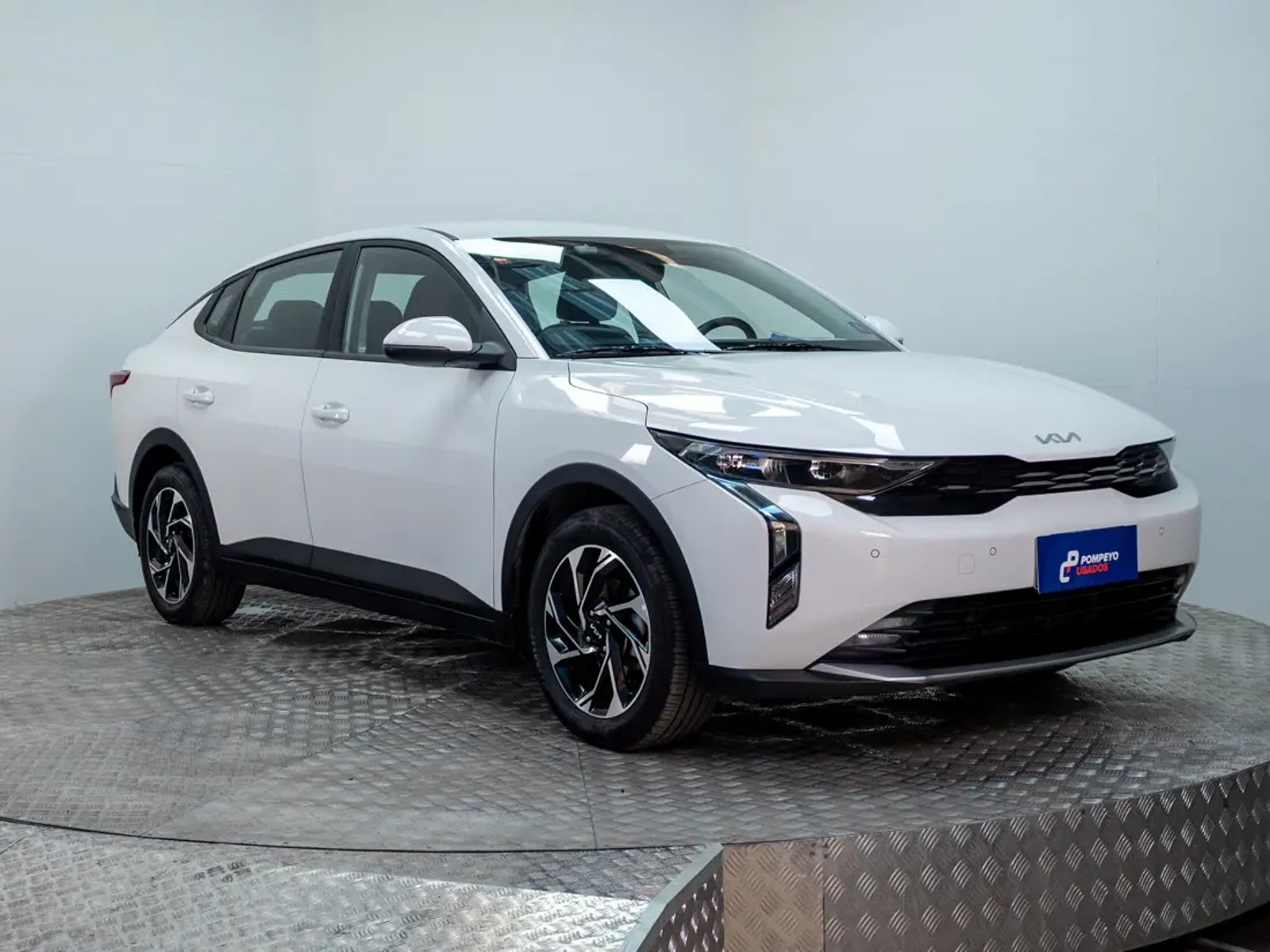KIA K3 2024 - Imagen 11 de 19