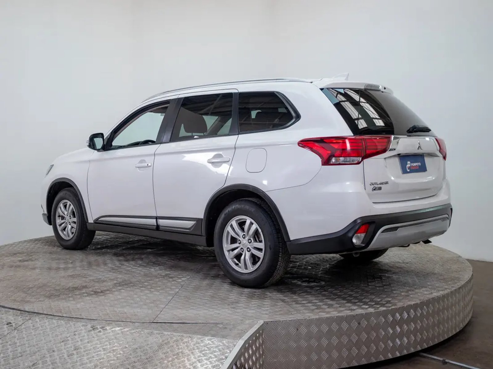Mitsubishi OUTLANDER 2022 - Imagen 5 de 20