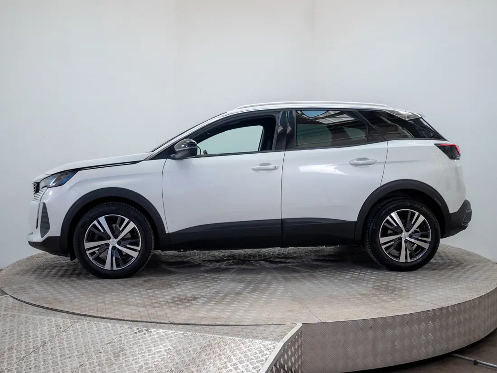 Peugeot 3008 2024 - Foto 4 de 20