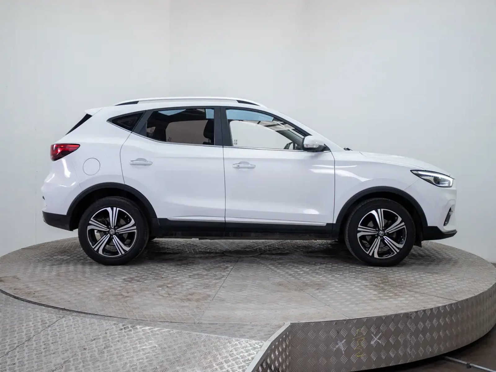 MG ZX 2022 - Imagen 8 de 19