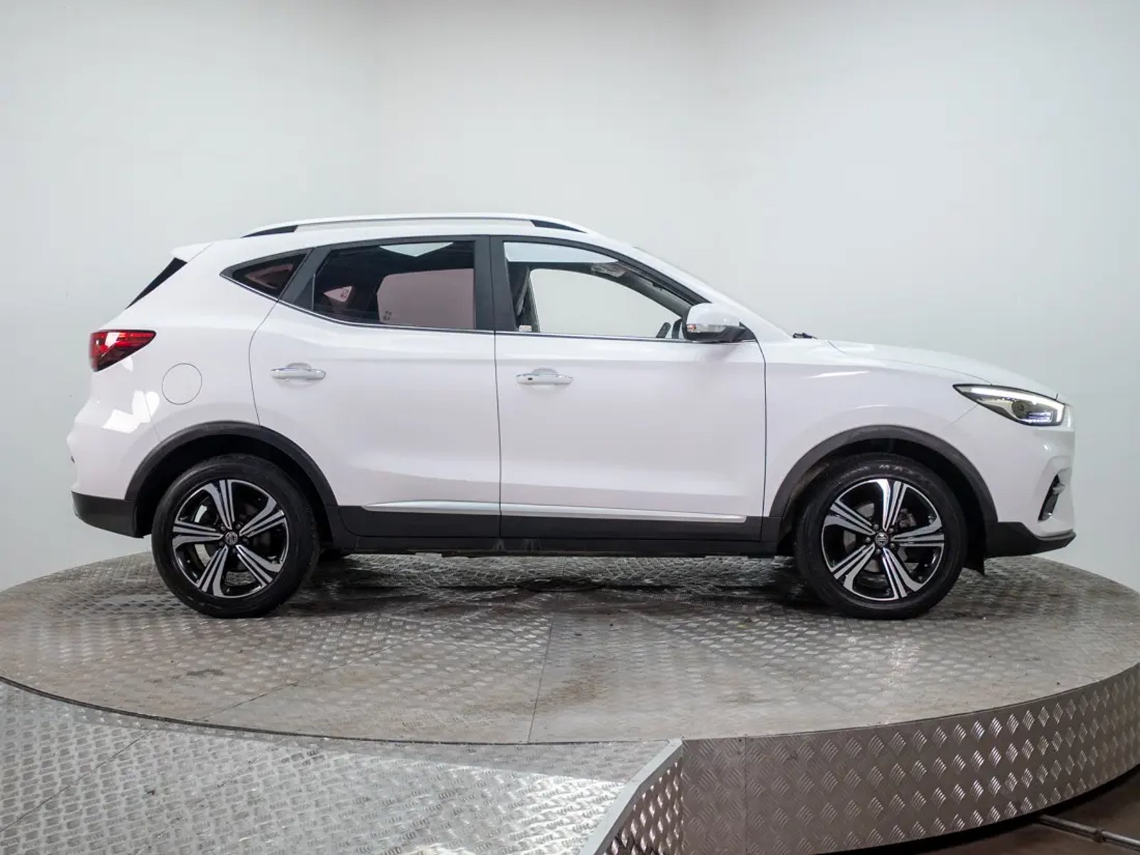 MG ZX 2022 - Imagen 11 de 19
