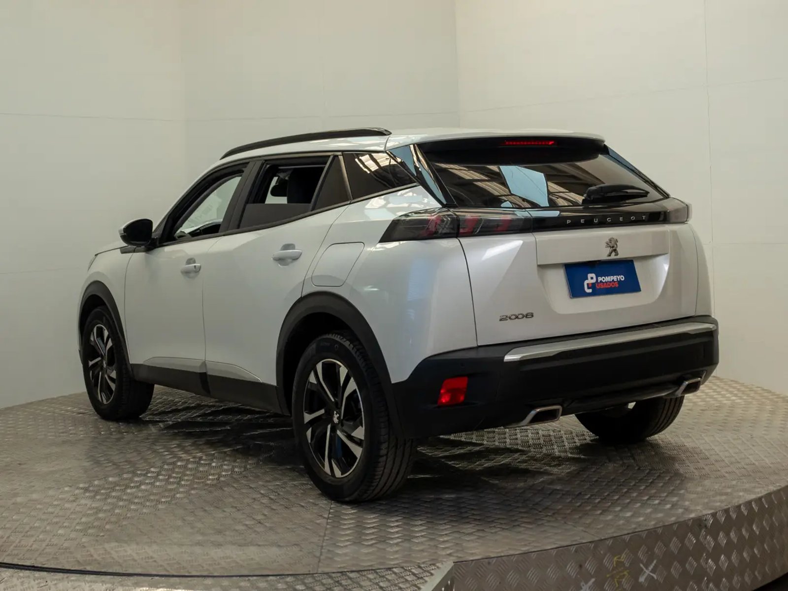 PEUGEOT 2008 2022 - Imagen 6 de 17
