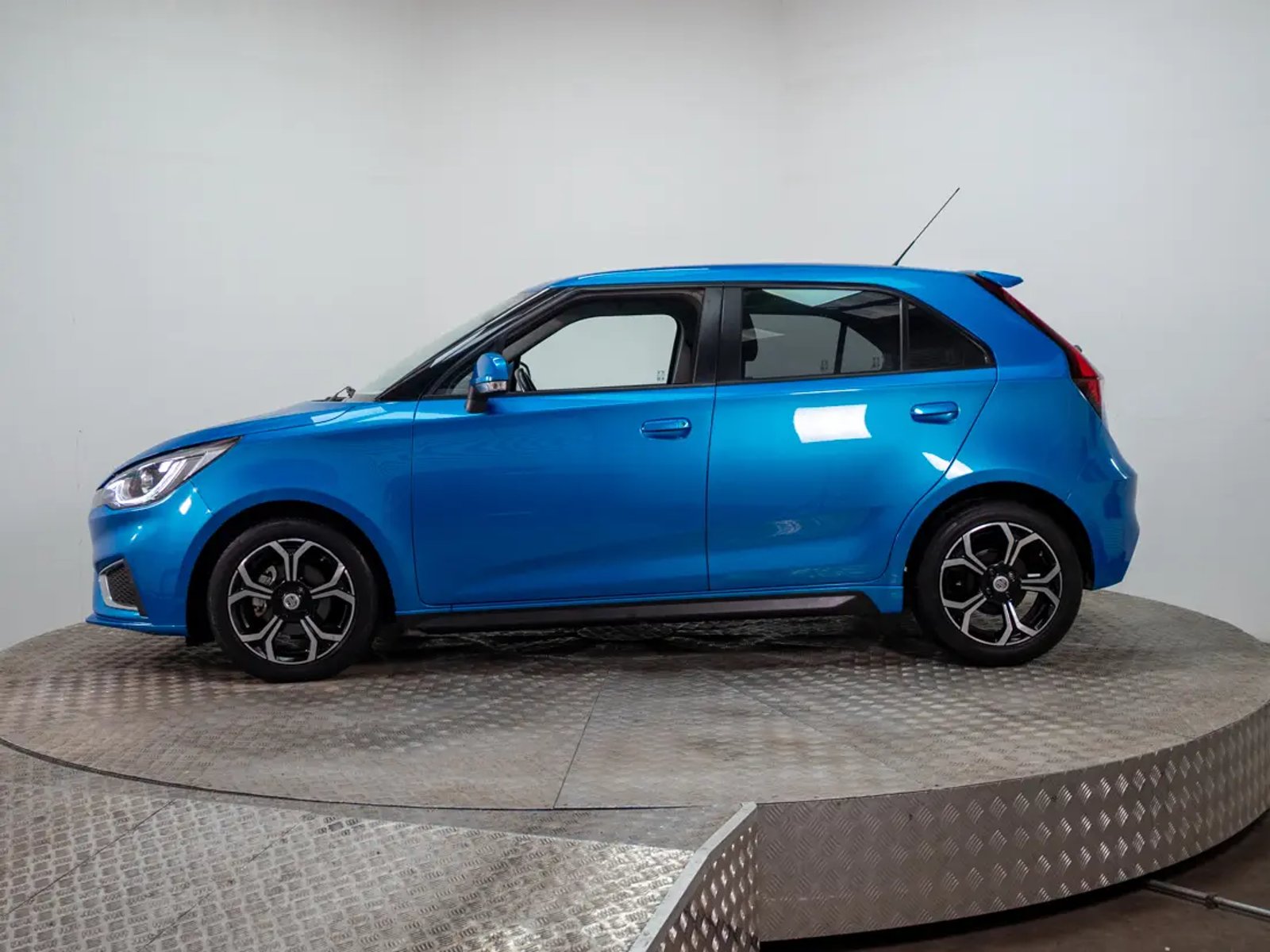 MG 3 2023 - Imagen 3 de 20