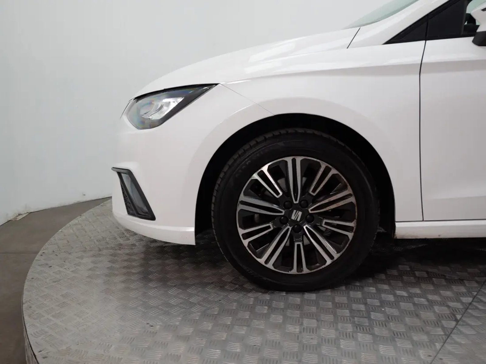 SEAT IBIZA 2023 - Imagen 12 de 19