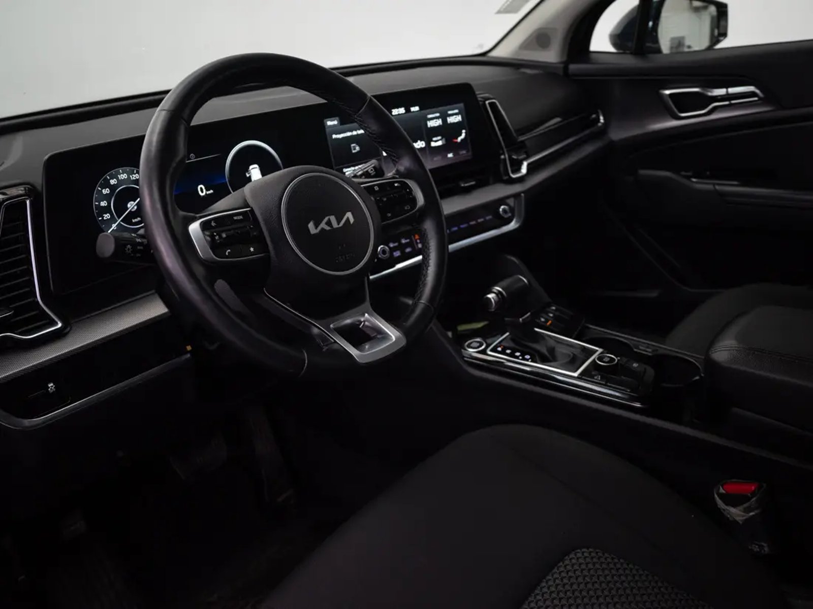 Kia SPORTAGE 2022 - Imagen 11 de 19