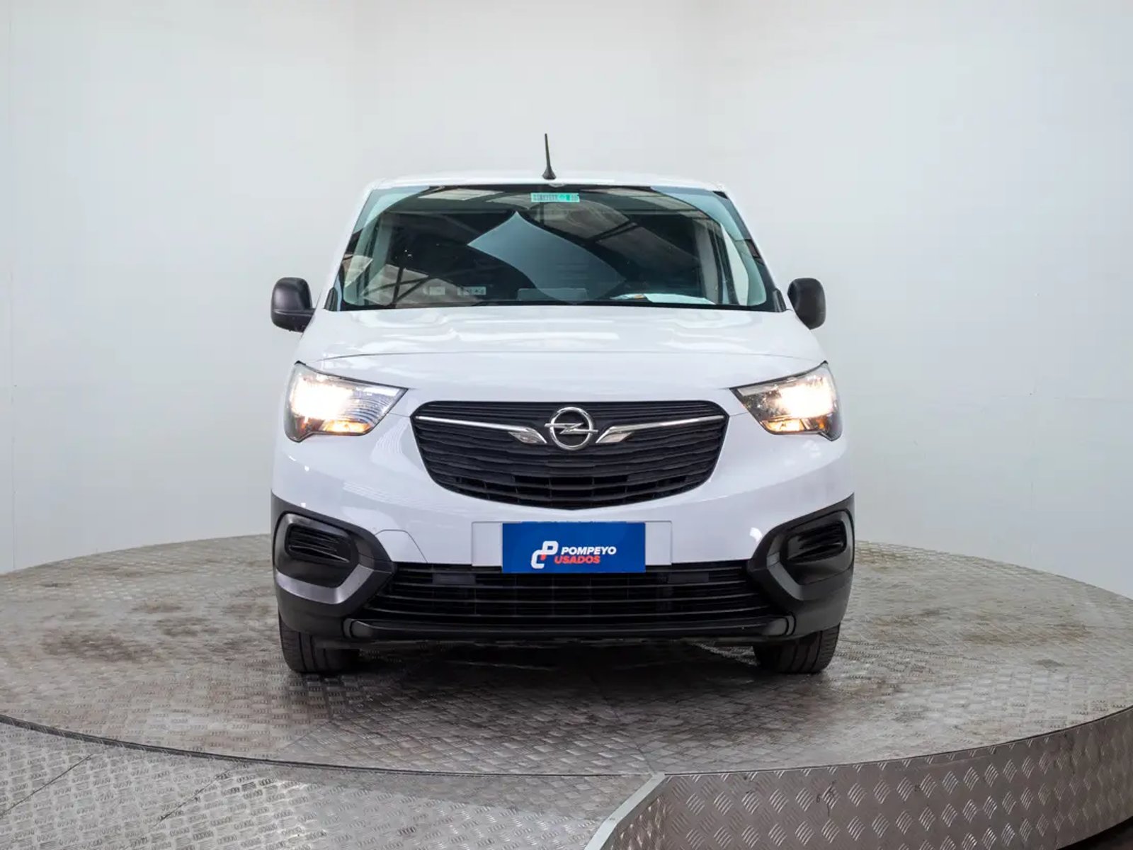 Opel COMBO 2025 - Foto 2 de 16