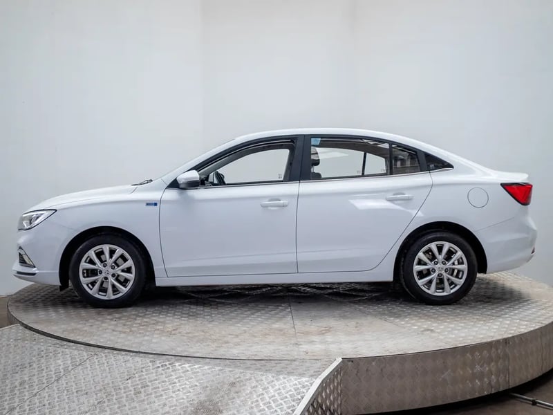 MG 5 2024 - Imagen 4 de 19