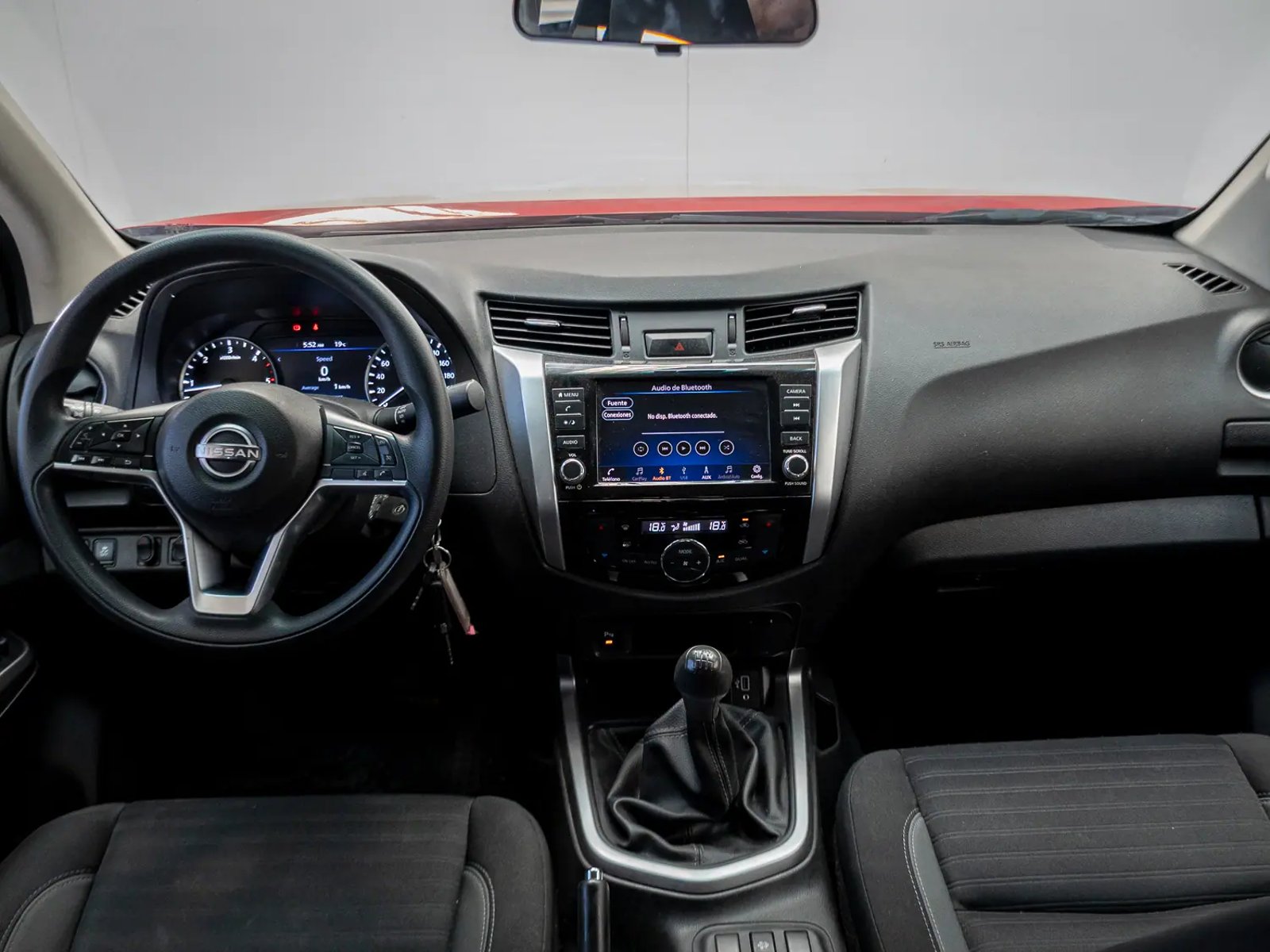NISSAN NAVARA 2024 - Imagen 13 de 18