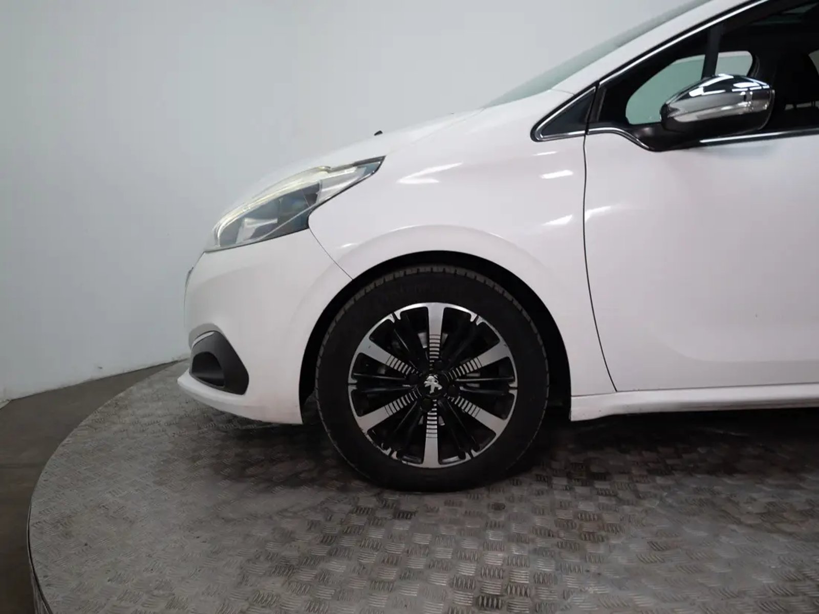 Peugeot 208 2019 - Imagen 18 de 20