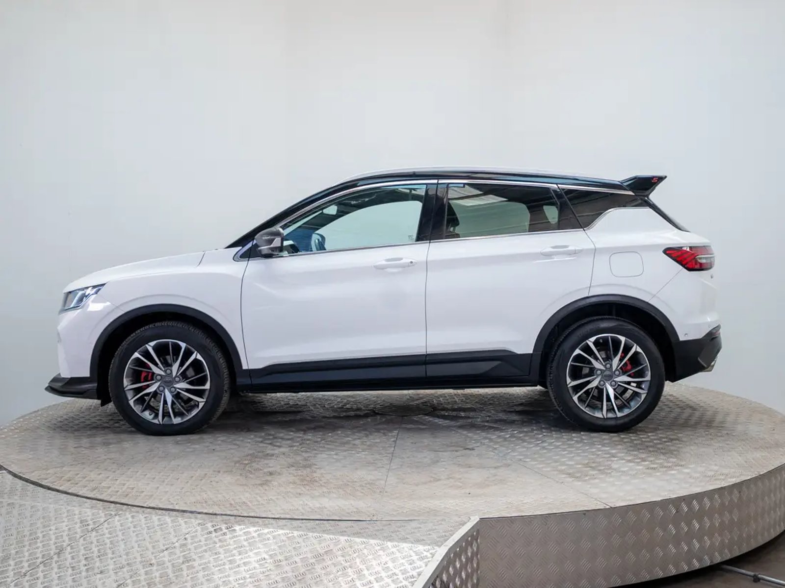 Geely COOLRAY 2023 - Imagen 4 de 20