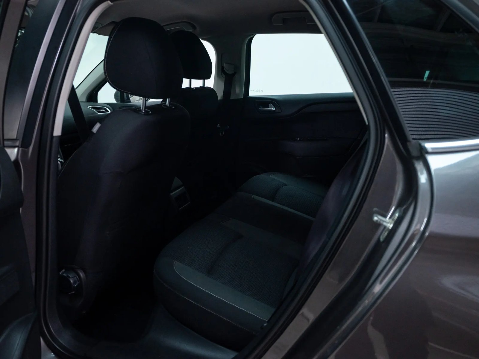 CITROËN C4 2017 - Imagen 13 de 18