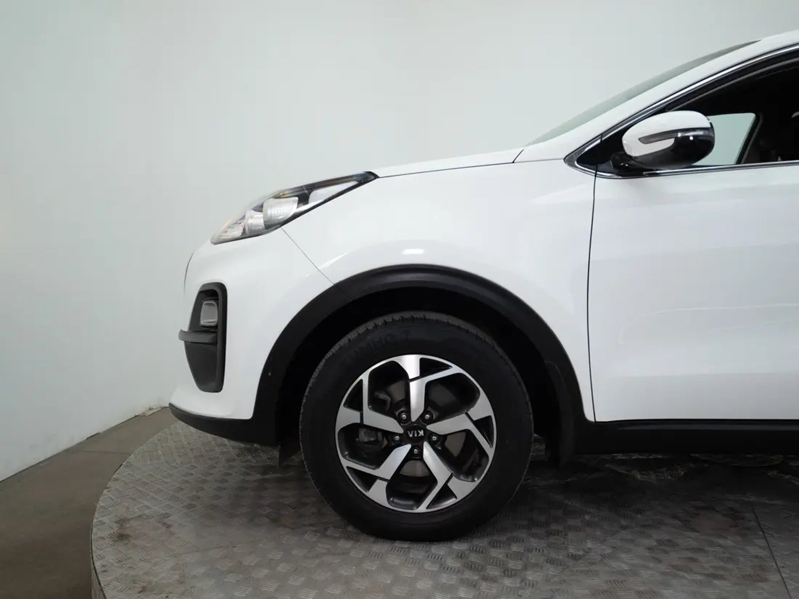 Kia SPORTAGE 2021 - Imagen 17 de 20