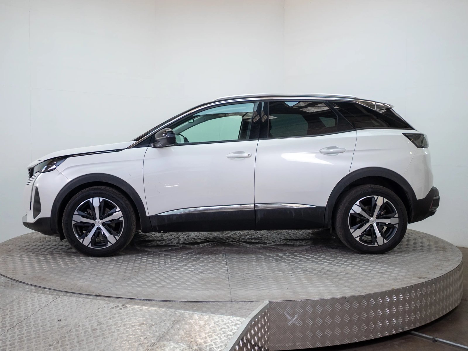 PEUGEOT NEW 3008 2022 - Imagen 6 de 17