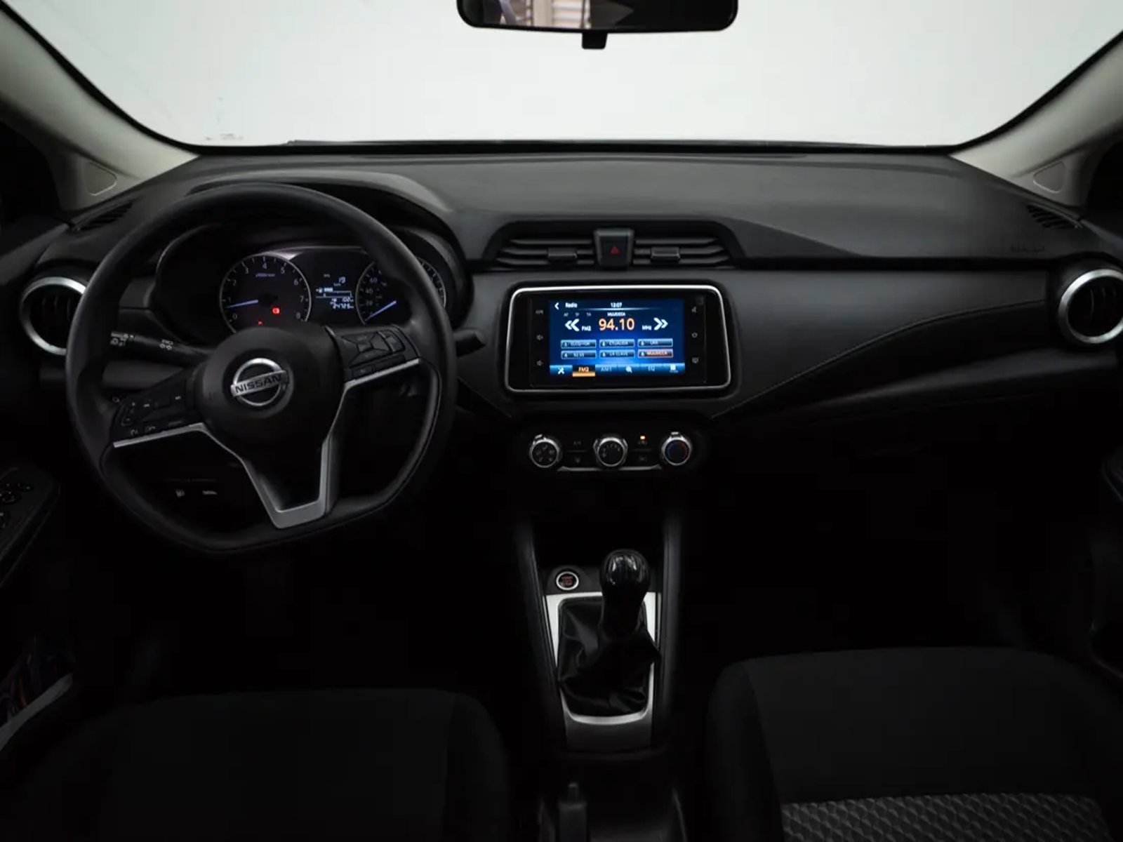 Nissan VERSA 2023 - Imagen 15 de 19