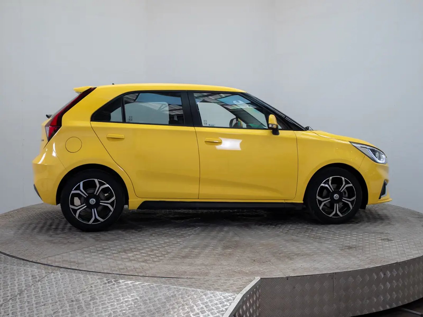 MG 3 2023 - Imagen 8 de 19