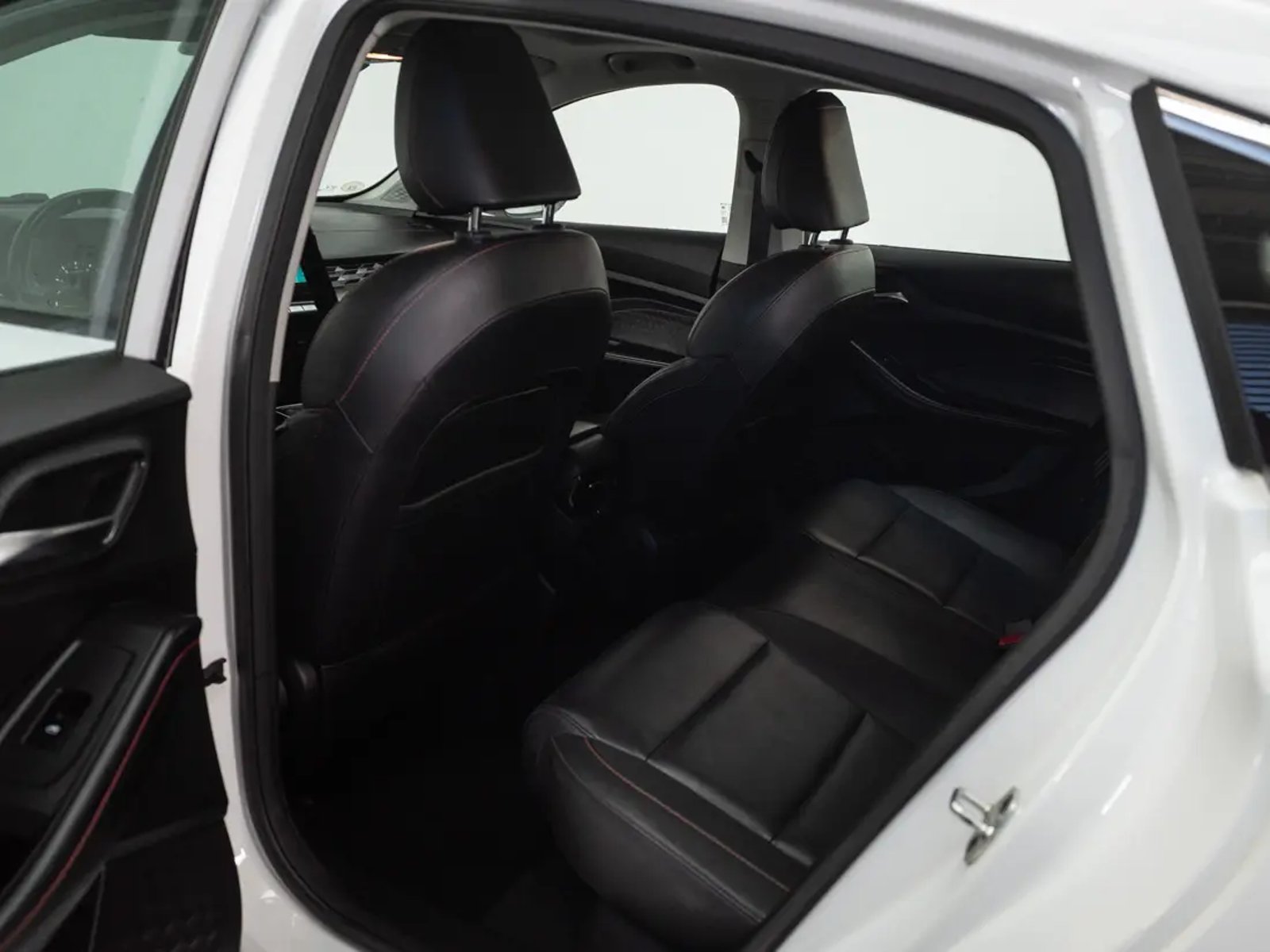MG GT 2024 - Imagen 19 de 20