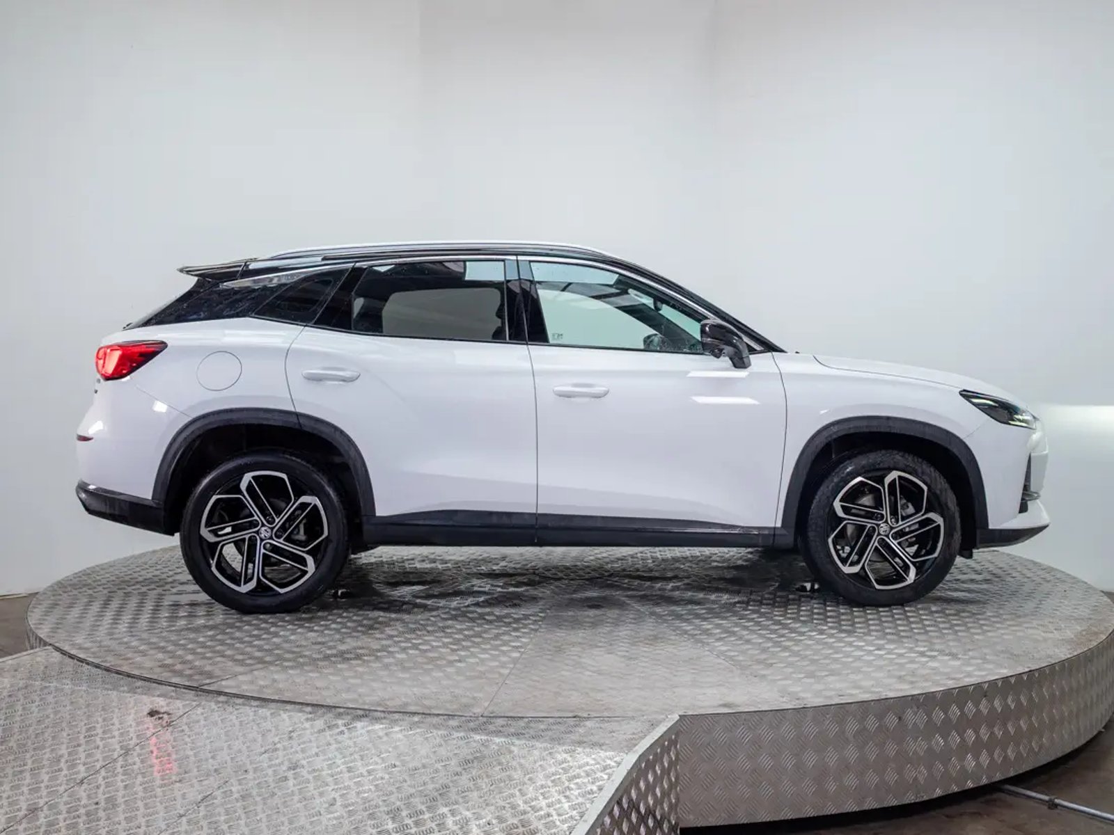 MG ONE 2023 - Imagen 8 de 19