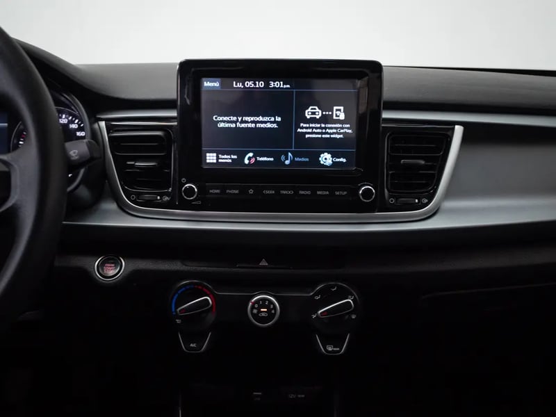 Kia RIO 4 2023 - Imagen 16 de 19
