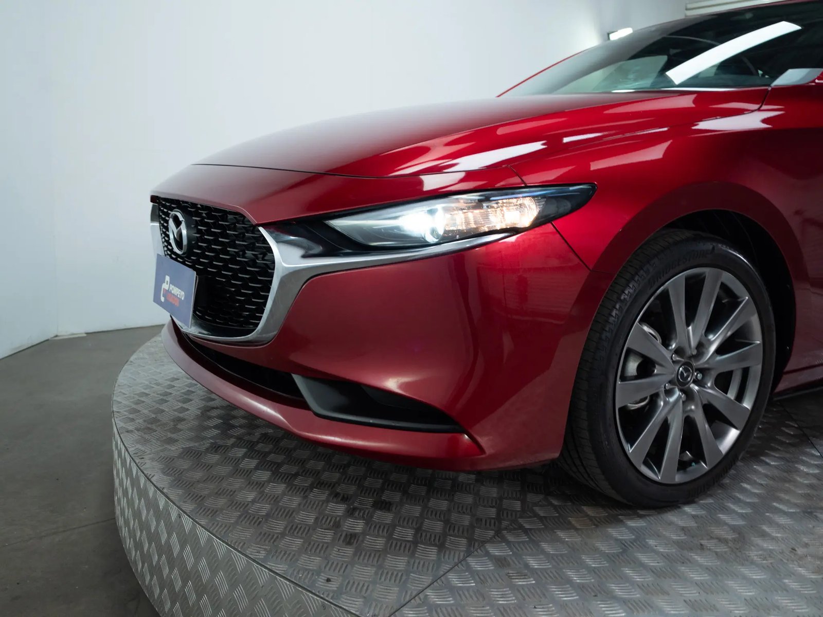 MAZDA 3 2023 - Imagen 5 de 14