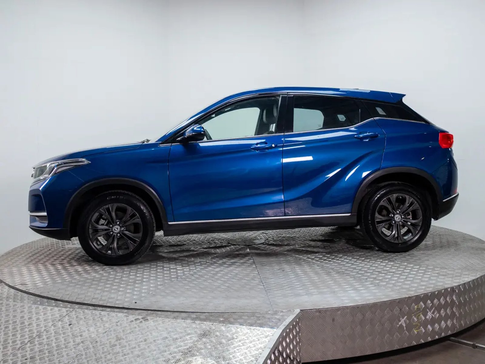 DFSK SUV 500 2024 - Foto 4 de 19