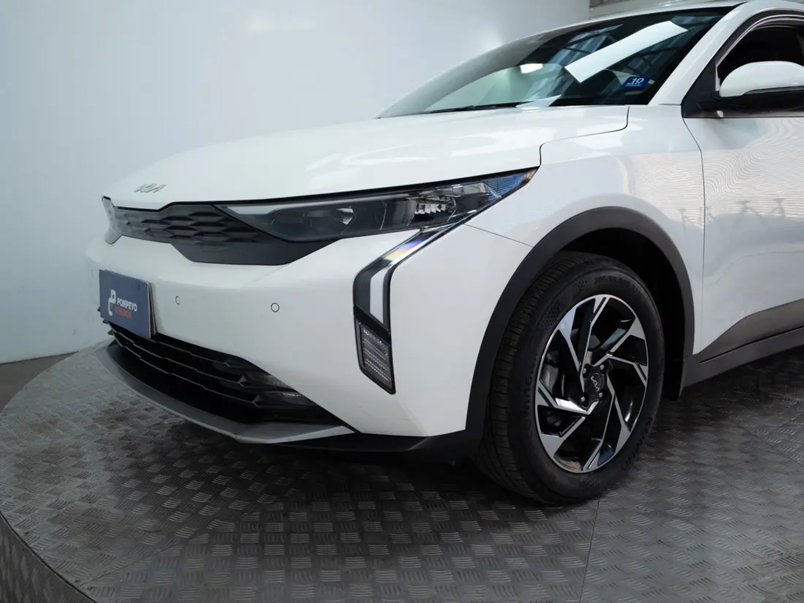 Kia K3 2024 - Imagen 18 de 19