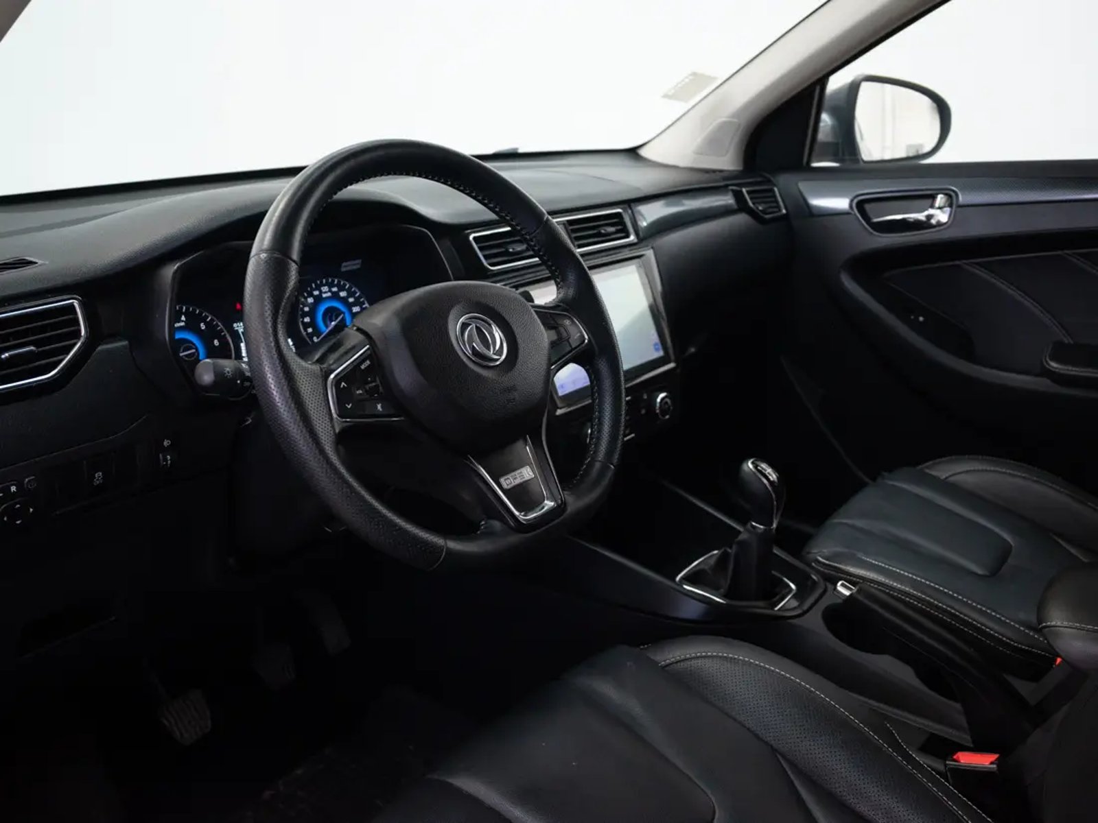 Dongfeng SUV 580 2023 - Imagen 11 de 20