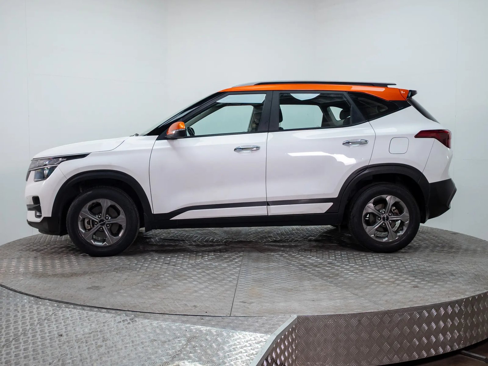 KIA SELTOS 2022 - Imagen 5 de 18