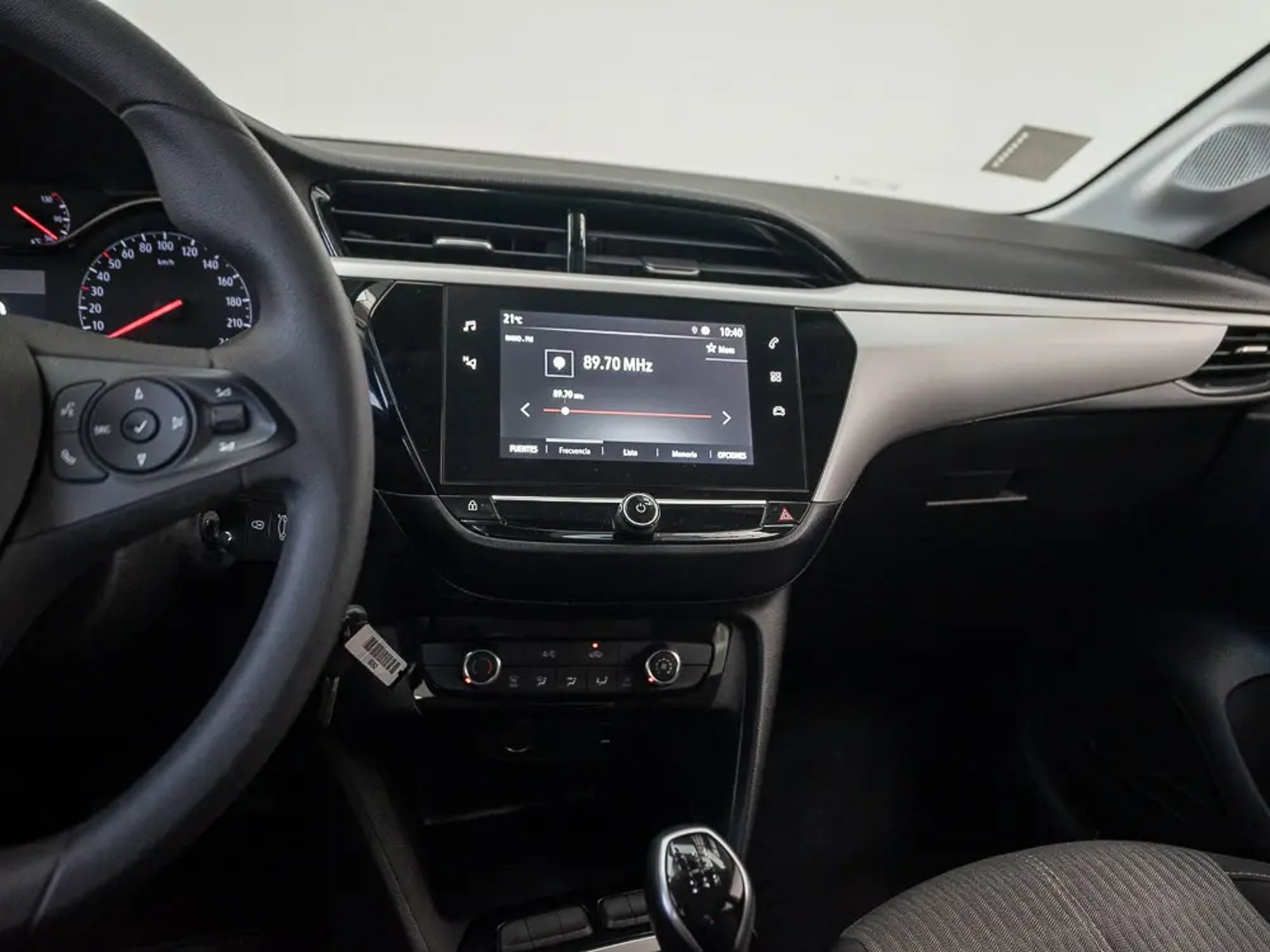 OPEL CORSA 2024 - Imagen 13 de 15