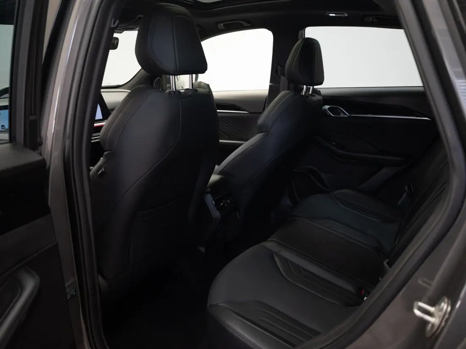 Geely COOLRAY 2025 - Imagen 14 de 20