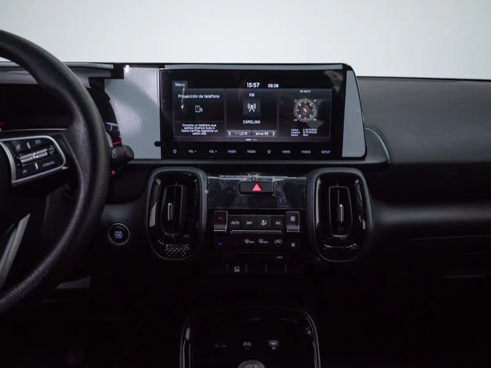 KIA SONET 2023 - Imagen 13 de 17