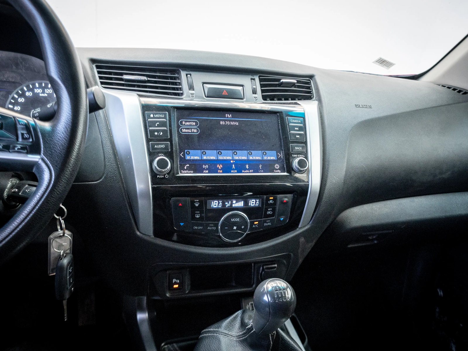 NISSAN NAVARA 2024 - Imagen 15 de 16