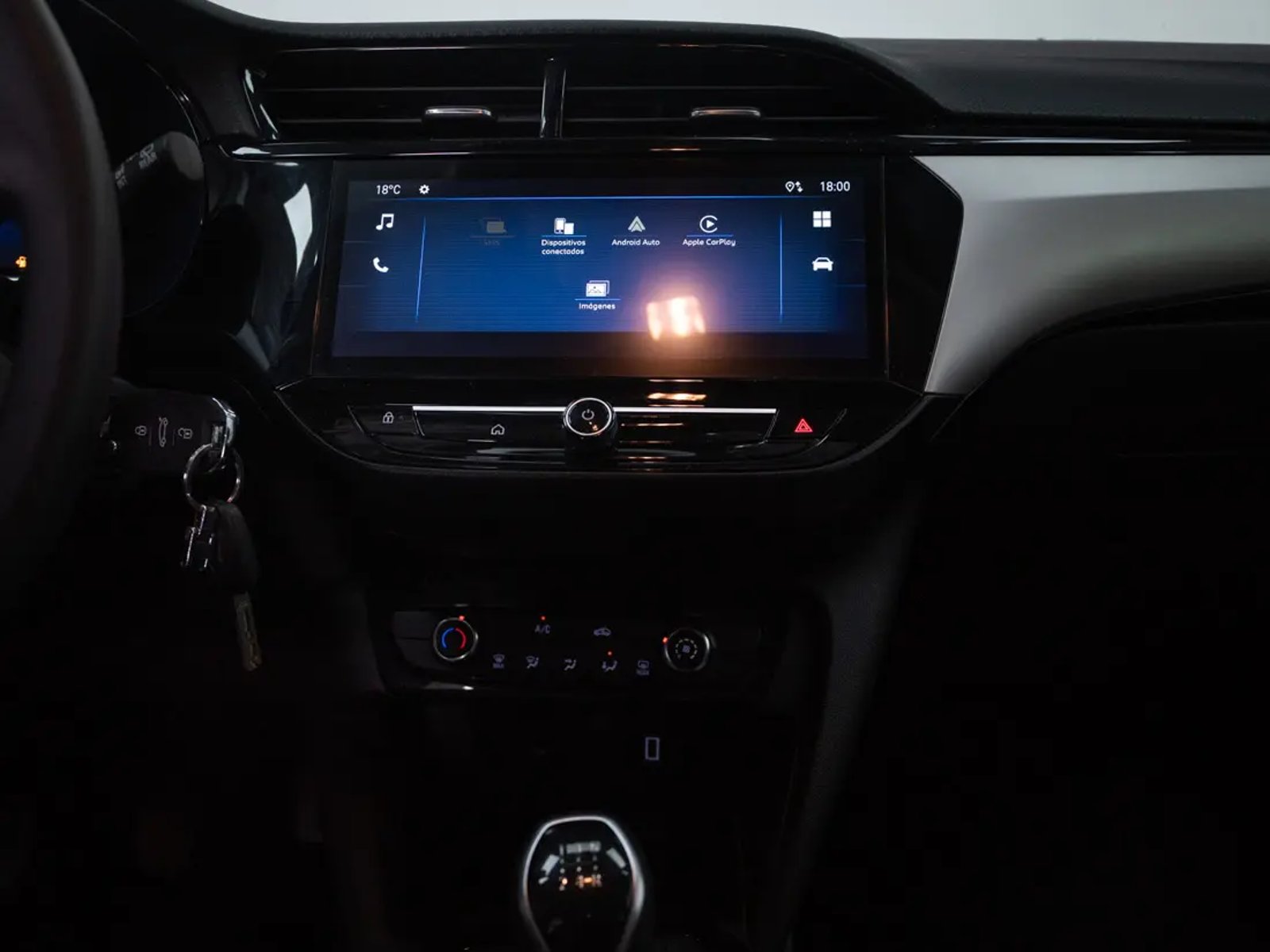 Opel CORSA 2024 - Imagen 16 de 20