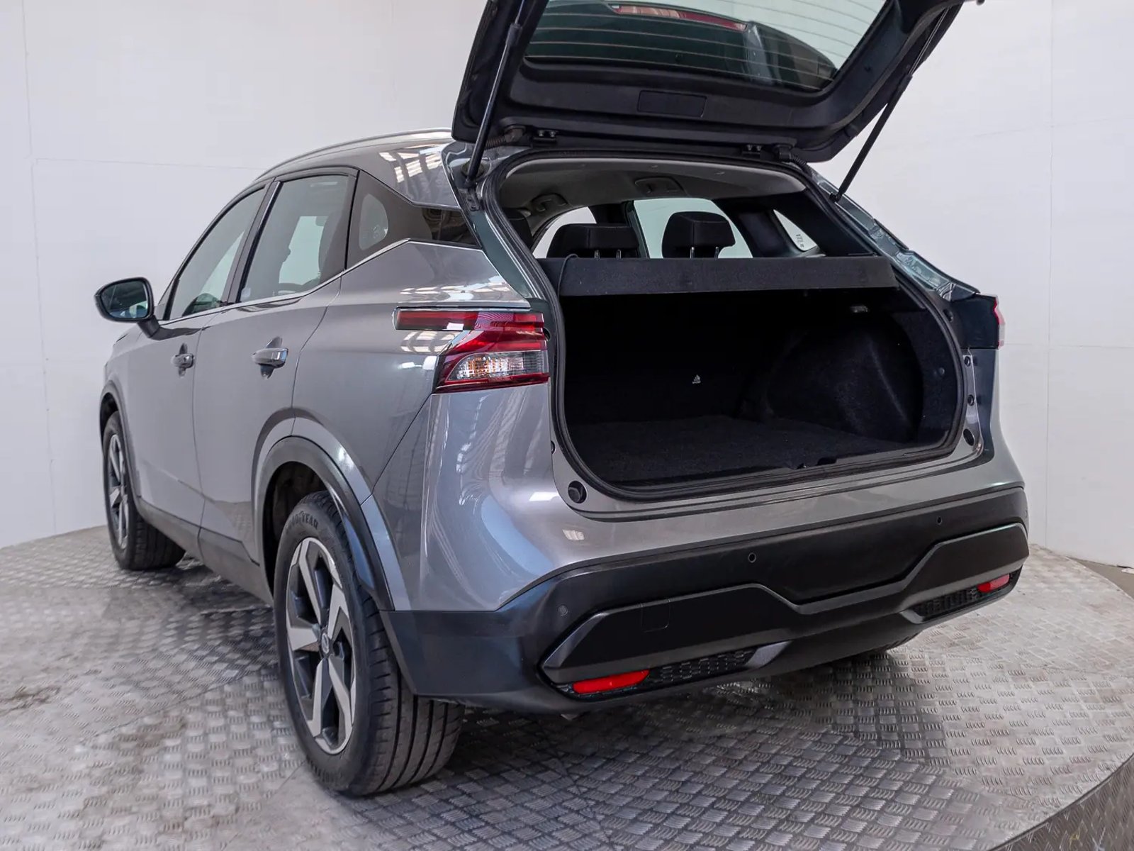 NISSAN QASHQAI 2023 - Imagen 9 de 17
