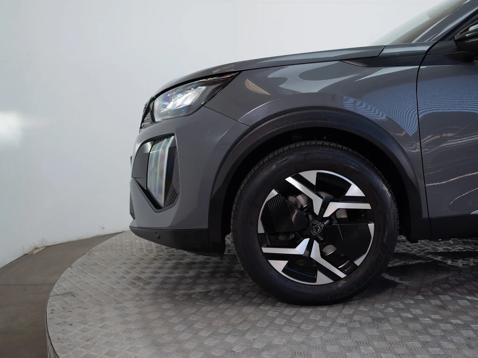 PEUGEOT NEW 2008 2024 - Imagen 6 de 19