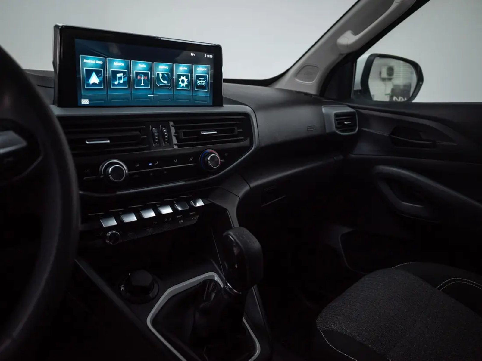 Peugeot LANDTREK 2025 - Imagen 11 de 18