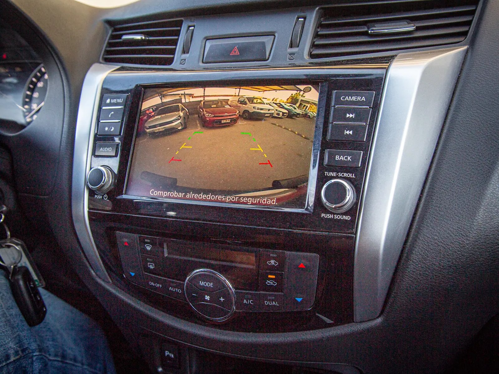 NISSAN NAVARA 2024 - Imagen 16 de 17