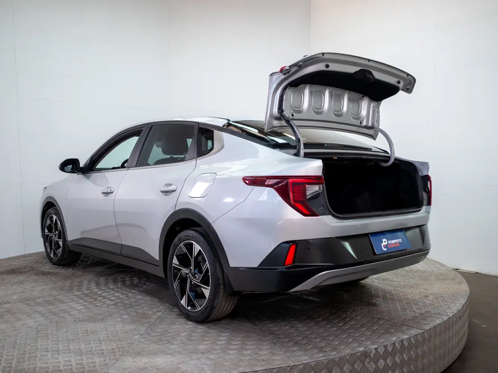 Kia K3 2024 - Imagen 10 de 20