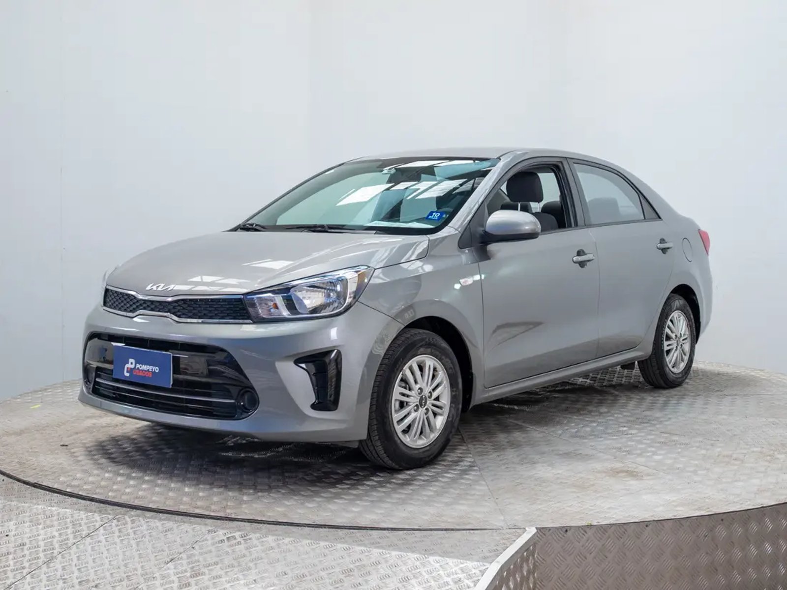 Kia Soluto 2024