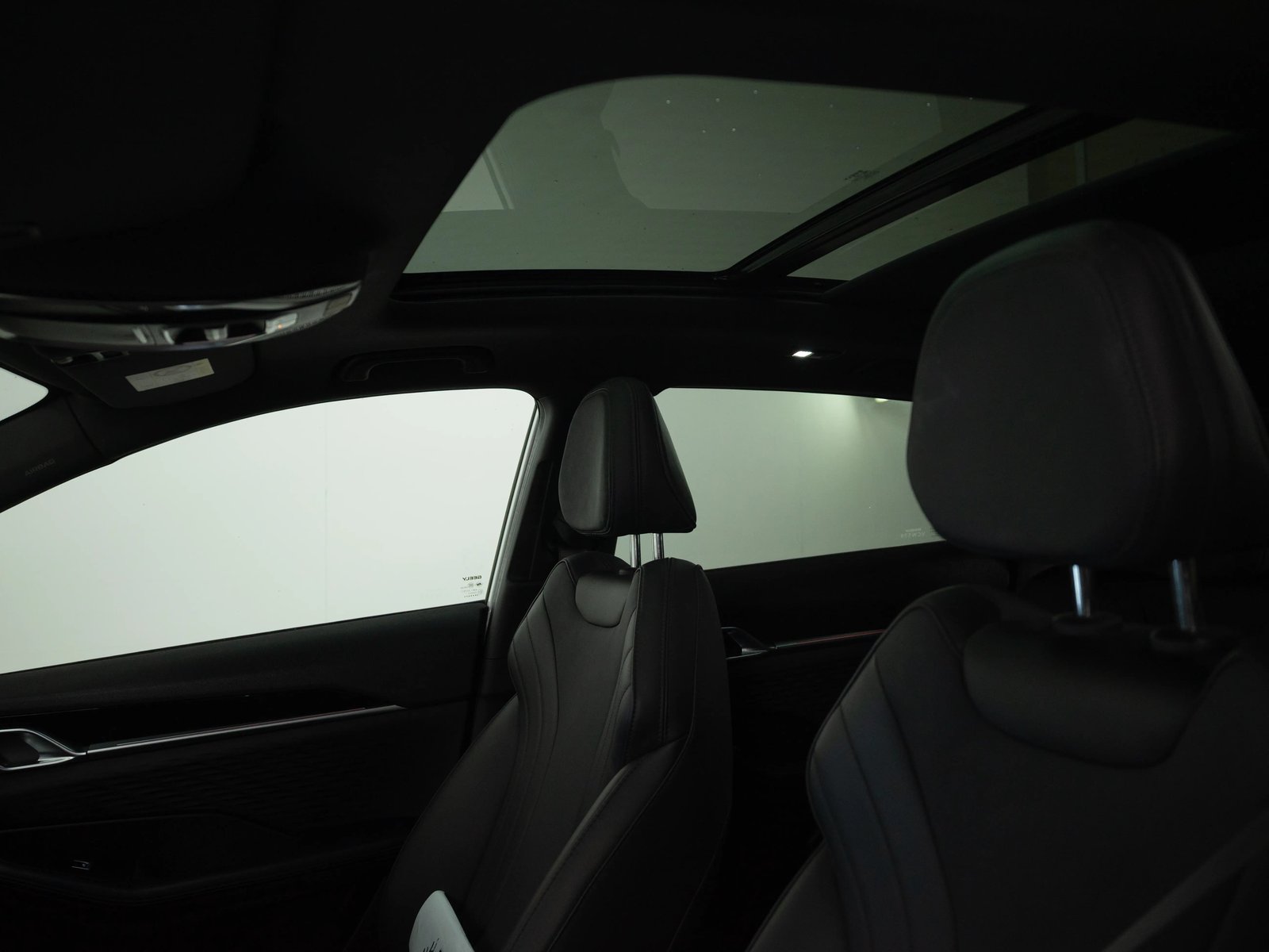 Geely COOLRAY 2025 - Imagen 18 de 20