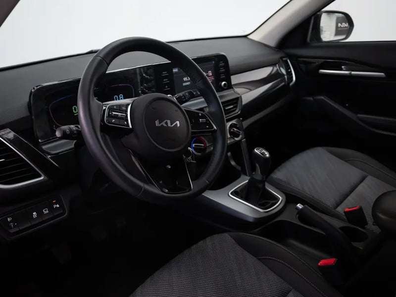 Kia SELTOS 2024 - Imagen 11 de 19