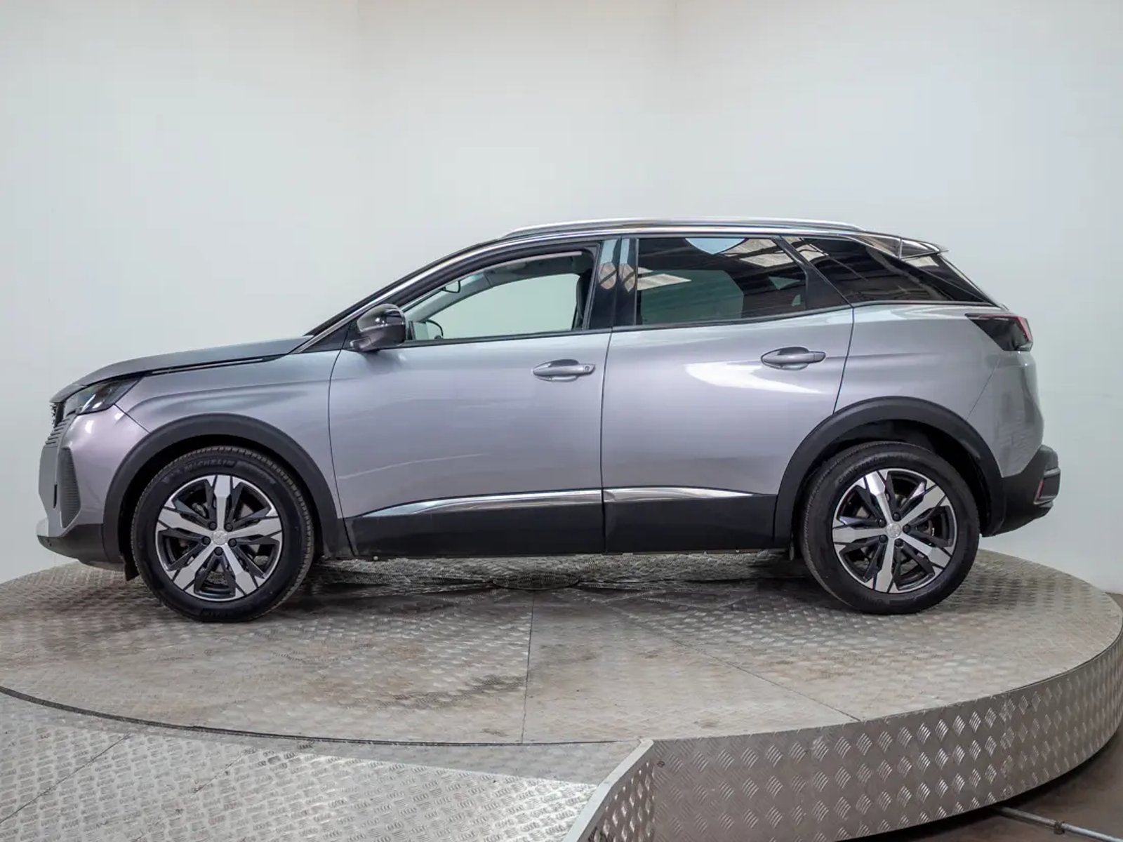 Peugeot 3008 2023 - Foto 4 de 19