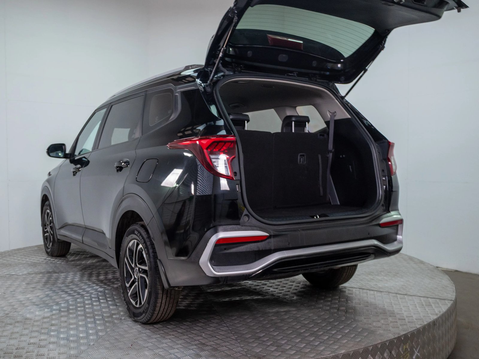 Kia CARENS 2024 - Foto 3 de 15