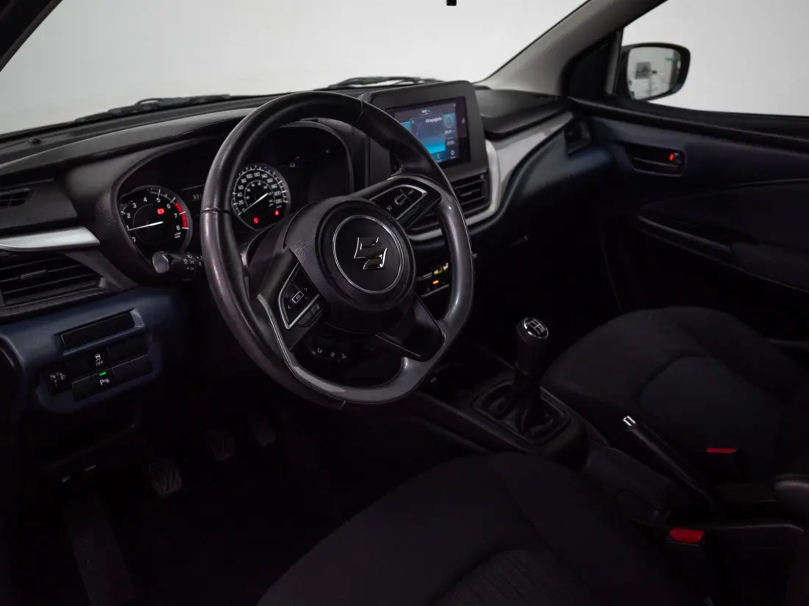 Suzuki BALENO 2025 - Imagen 13 de 20