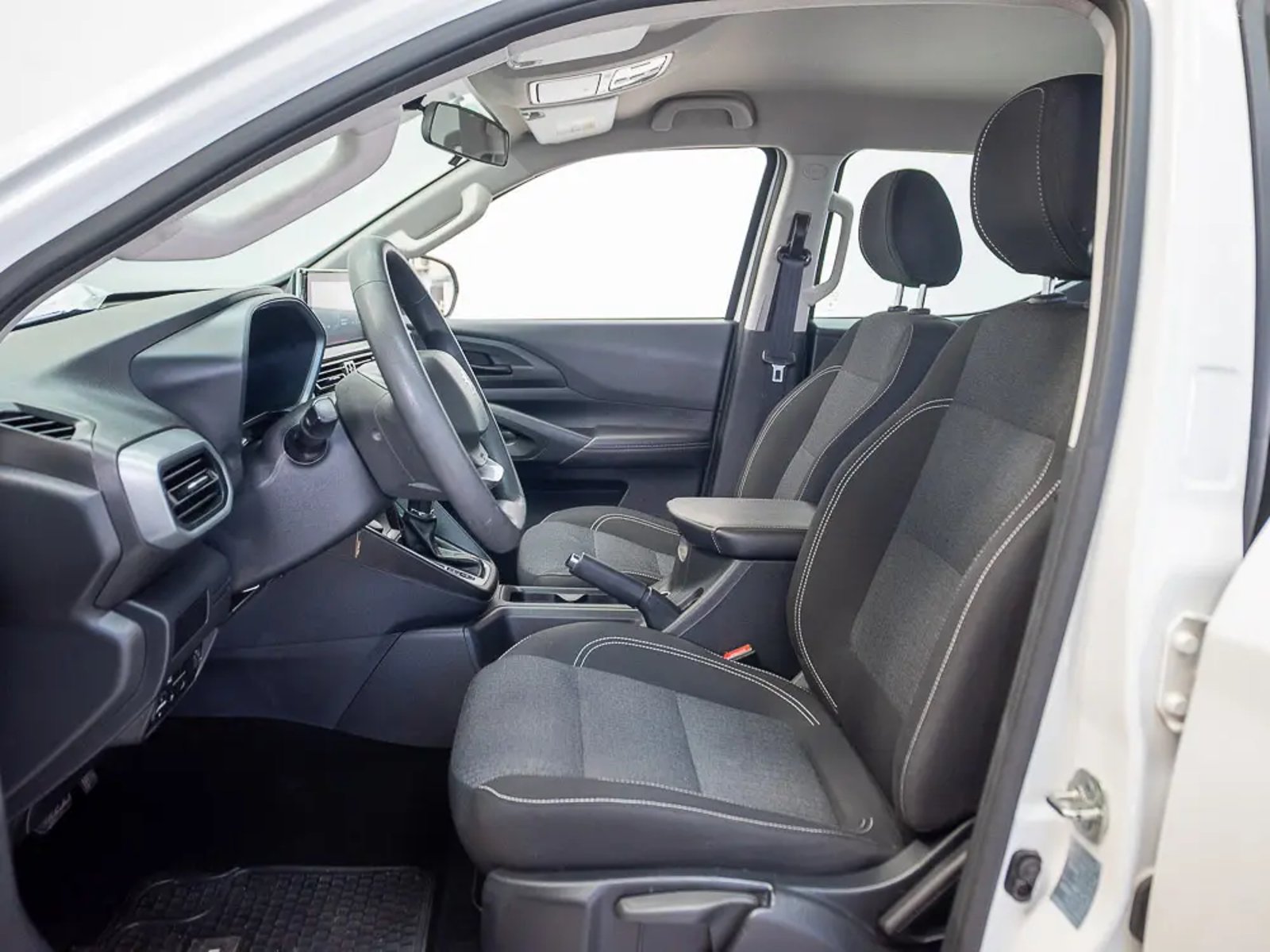 PEUGEOT LANDTREK 2025 - Imagen 13 de 14