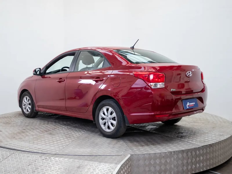 Hyundai VERNA 2021 - Imagen 5 de 20