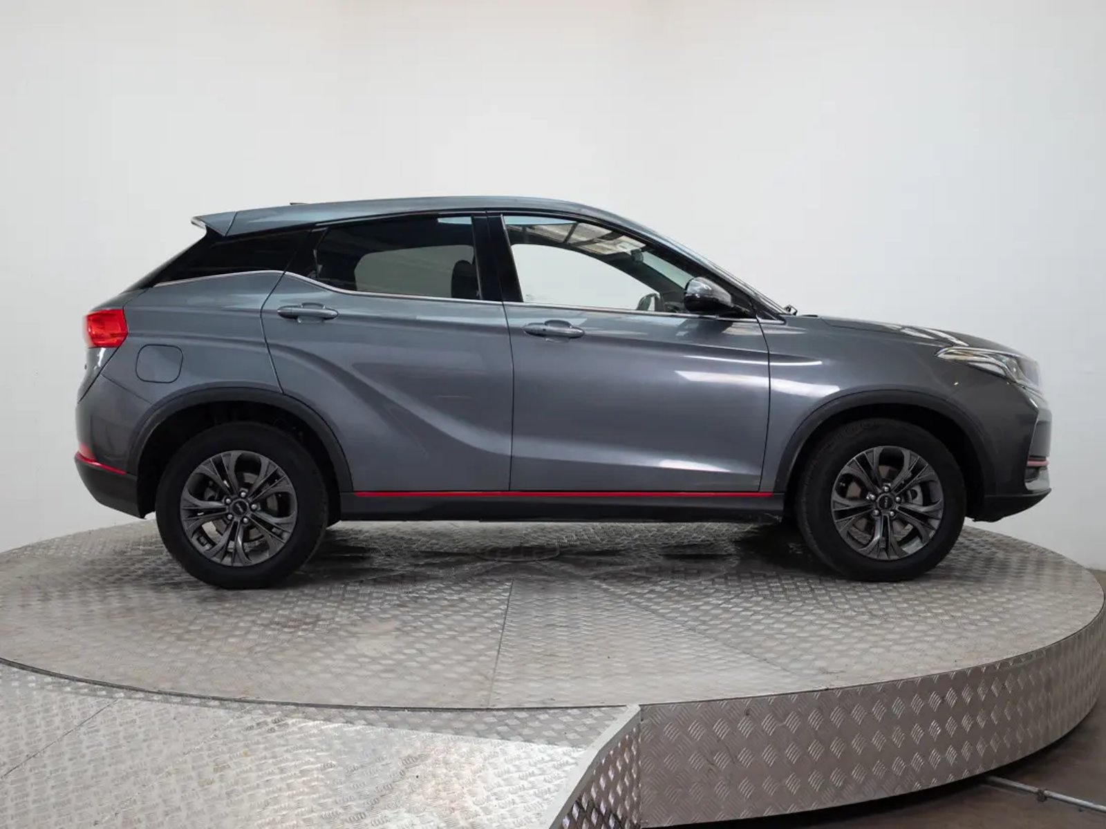 DFSK SUV 500 2025 - Imagen 11 de 20