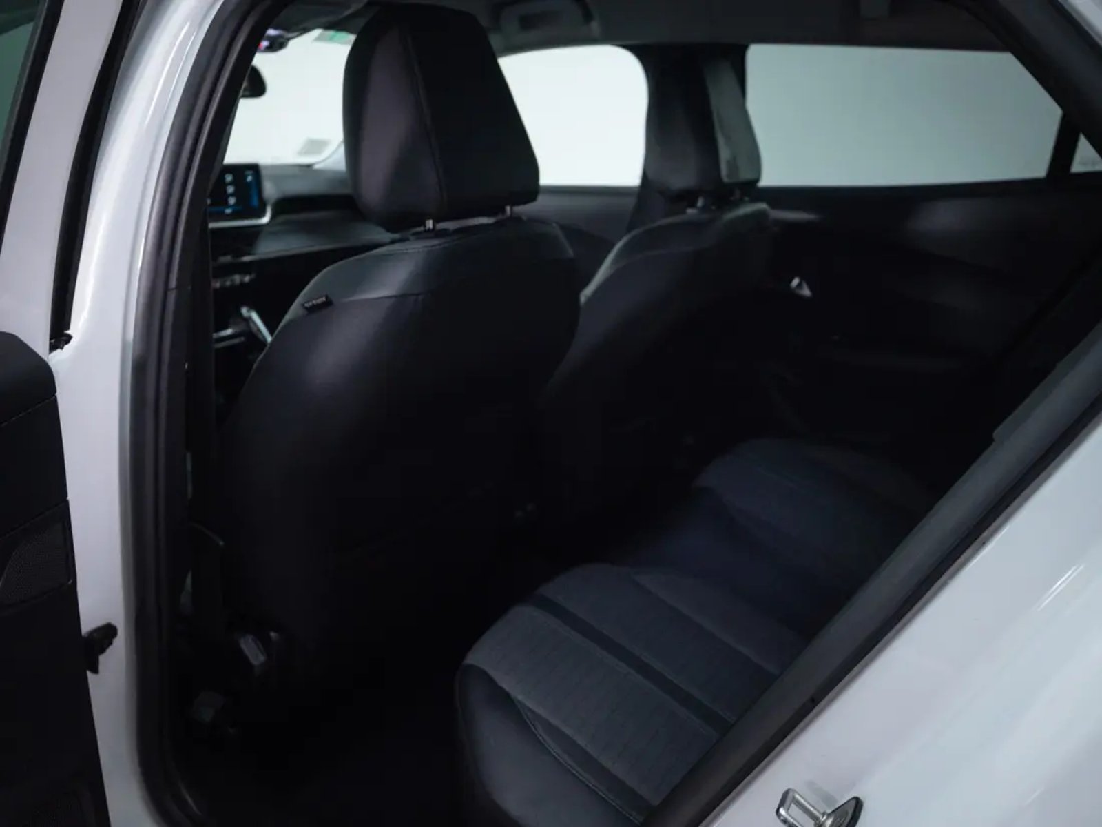 Peugeot 2008 2022 - Imagen 14 de 19