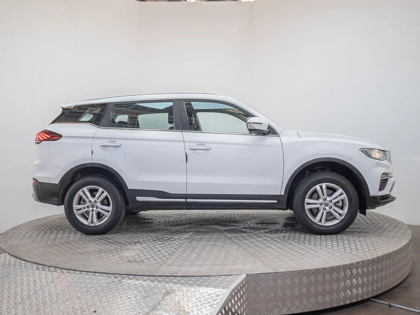 GEELY AZKARRA 2022 - Imagen 3 de 16